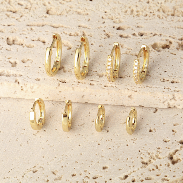 4 Pairs Gold Hoop Earrings for Women Trendy Small 14k Gold Plated Huggie Earring Set,Huggie Earrings Multiple Piercing Hypoallergenic Chunky Open Hoops Cartilage Earrings Jewelry Gifts for Women